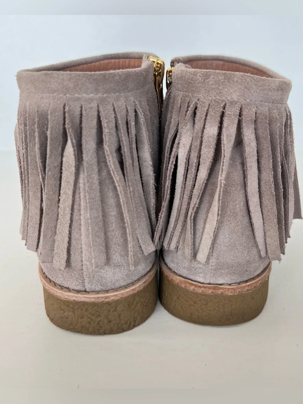 KATE SPADE New York Betsie Taupe Suede Fringes Booties Ankle Boots Sz 8 M